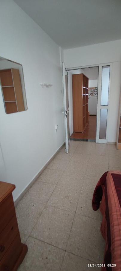 Private Bedroom Paphos Central Zewnętrze zdjęcie